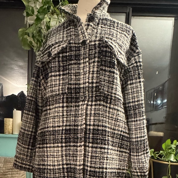 REVOLVE - LBLC The Label - NWT -Monochrome Checkered Trench Coat - Picture 6 of 9